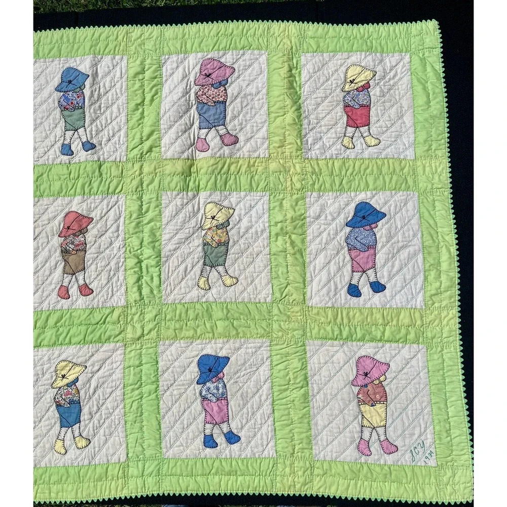 Vintage Sunbonnet Sue Quilt 42x43 Signed SCY 1934 Handmade‎ Child Blanket Quilt